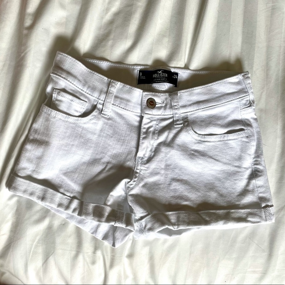 hollister white shorts